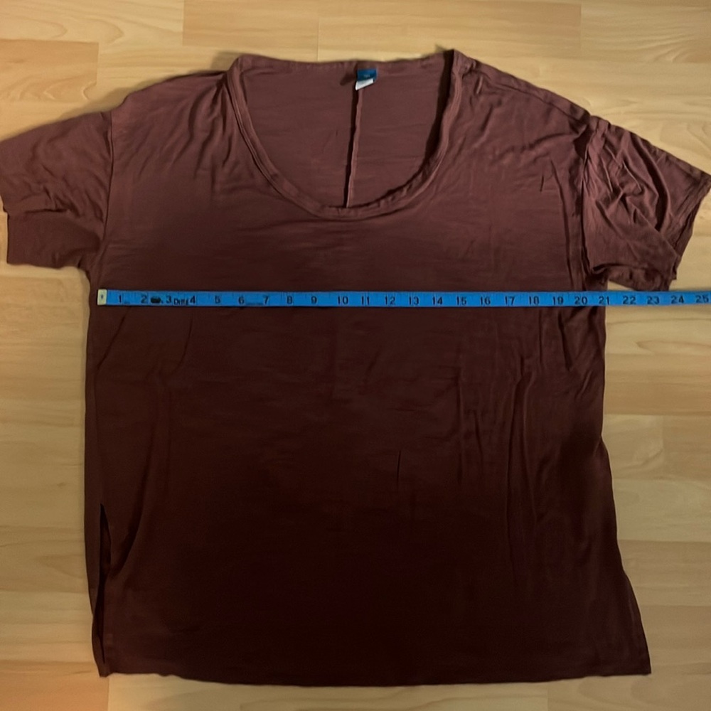 Old navy oversized slub tunic in color Rootbeer size small. Worn once